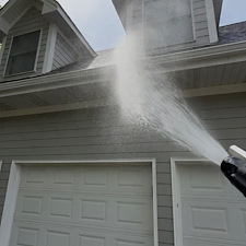 Colonial-House-Washing-and-Concrete-Cleaning-in-Carpentersville-Illinois 4